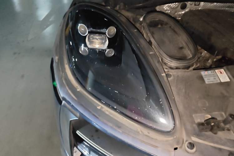 Used Porsche Macan 2018 Macan 2.0T Right Front Headlight