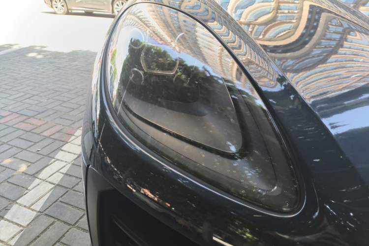 Used Porsche Macan 2018 Macan 2.0T Right Front Headlight