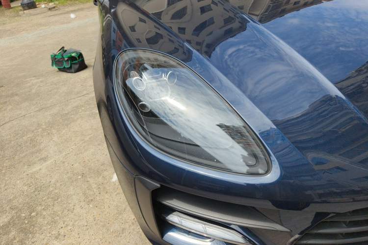 Used Porsche Macan 2018 Macan 2.0T Right Front Headlight