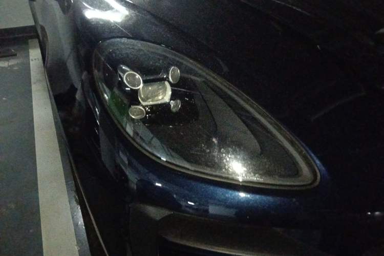 Used Porsche Macan 2018 Macan 2.0T Right Front Headlight