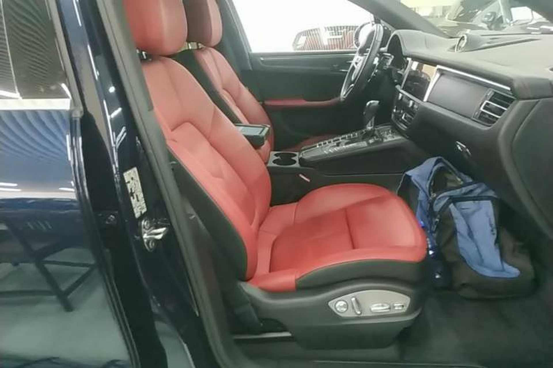 Used Porsche Macan 2018 Macan 2.0T Right Front Seat
