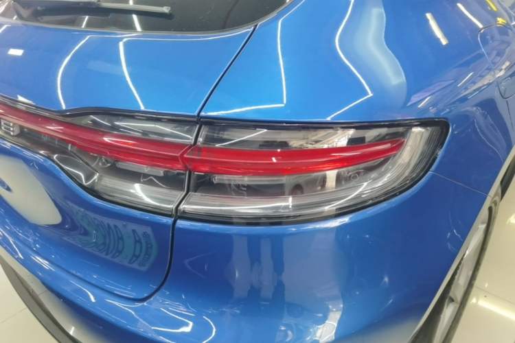 Used Porsche Macan 2018 Macan 2.0T Right Rear Taillight