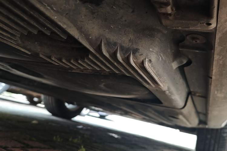 Used Porsche Macan 2018 Macan 2.0T Right Side Sill