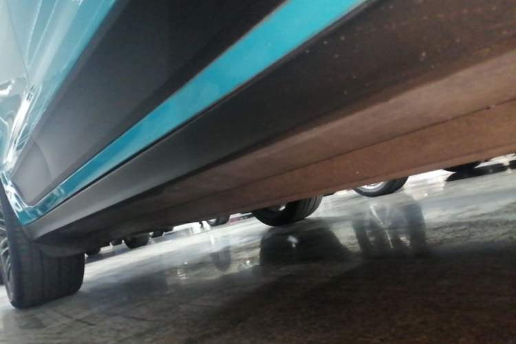 Used Porsche Macan 2018 Macan 2.0T Right Side Sill