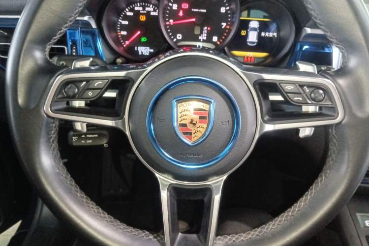 Used Porsche Macan 2018 Macan 2.0T Steering Wheel