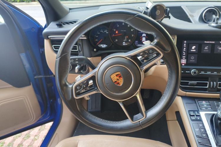 Used Porsche Macan 2018 Macan 2.0T Steering Wheel