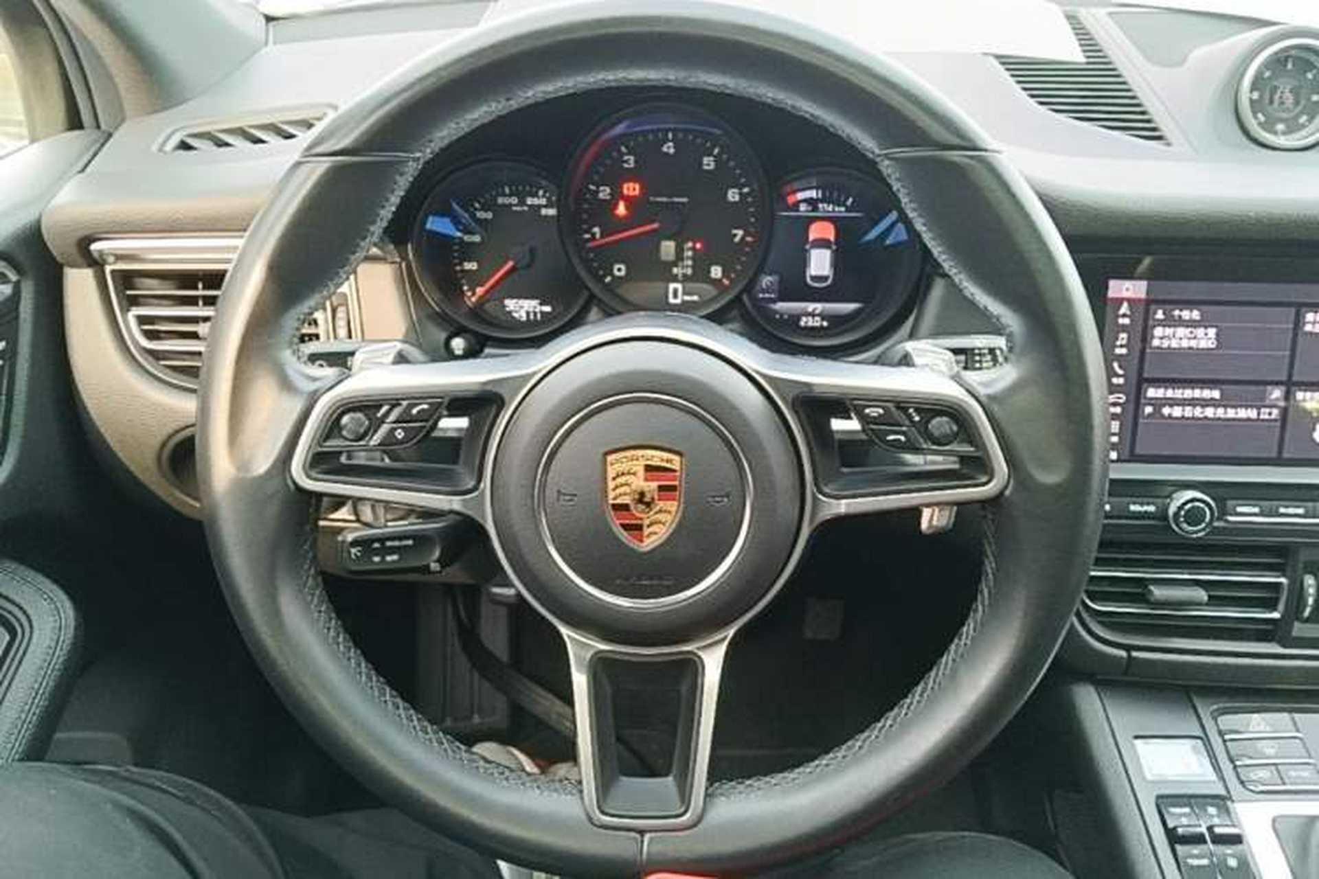 Used Porsche Macan 2018 Macan 2.0T Steering Wheel