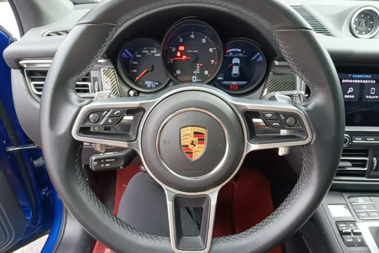 Used Porsche Macan 2018 Macan 2.0T Steering Wheel