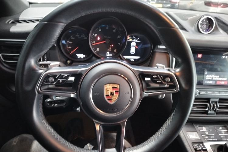 Used Porsche Macan 2018 Macan 2.0T Steering Wheel