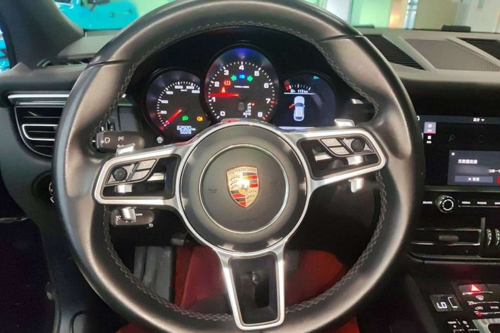 Used Porsche Macan 2018 Macan 2.0T Steering Wheel