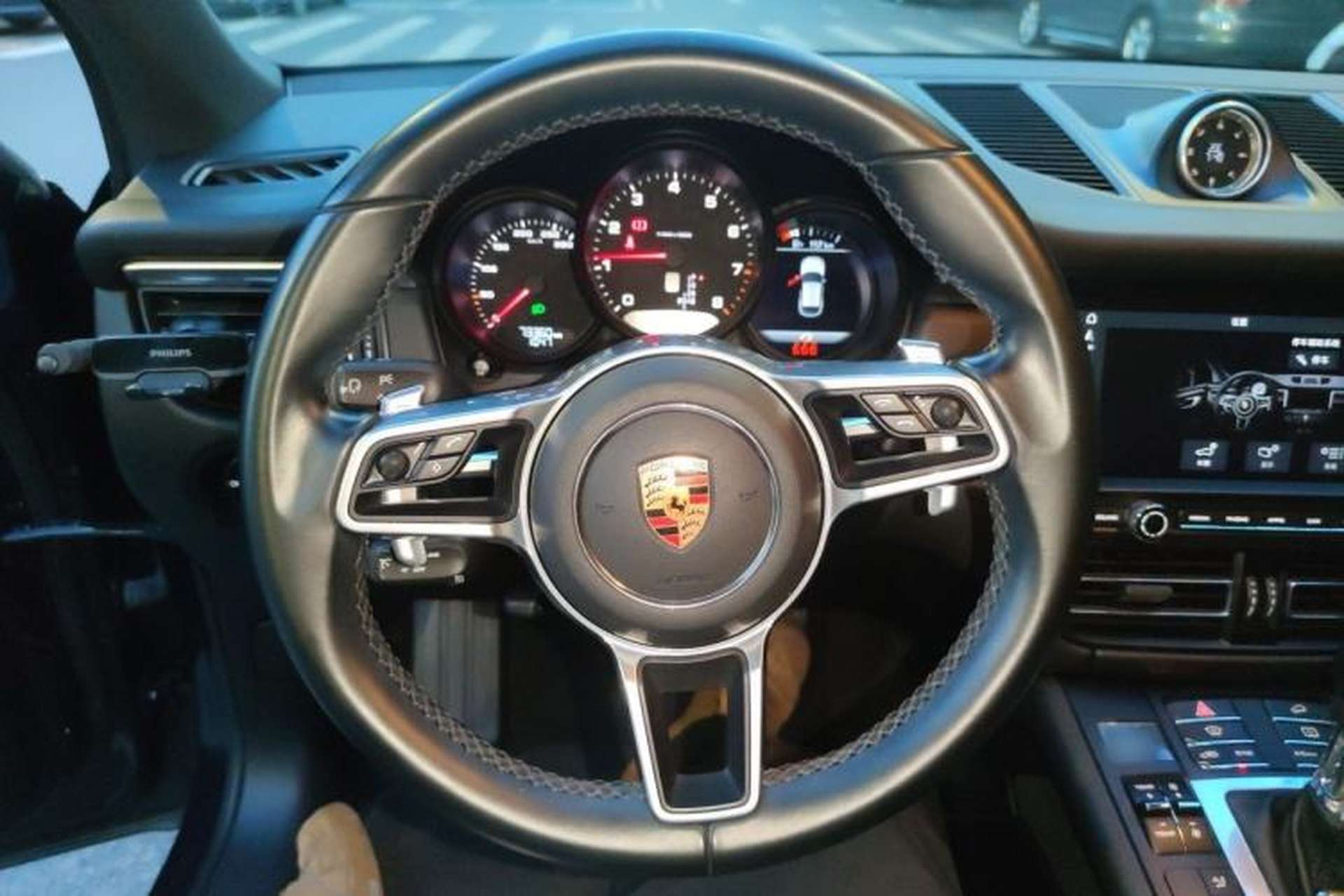 Used Porsche Macan 2018 Macan 2.0T Steering Wheel
