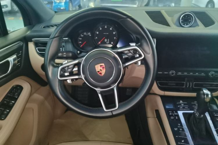 Used Porsche Macan 2018 Macan 2.0T Steering Wheel