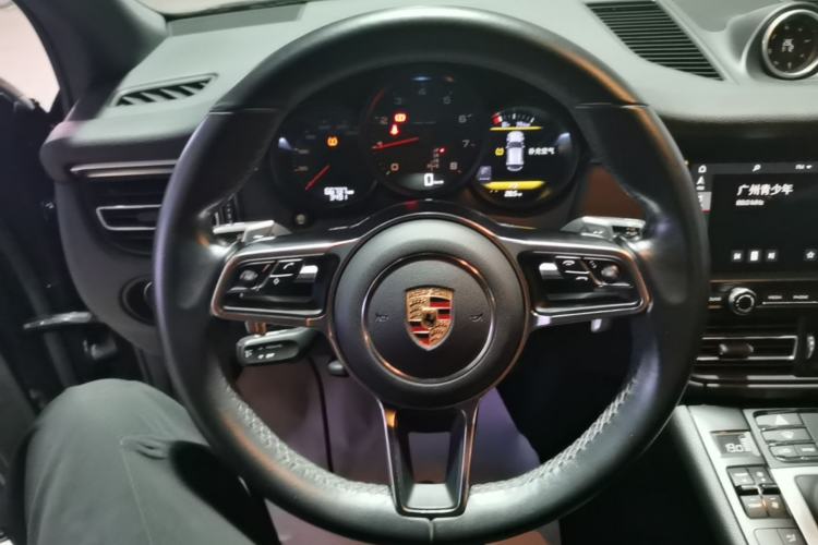 Used Porsche Macan 2018 Macan 2.0T Steering Wheel