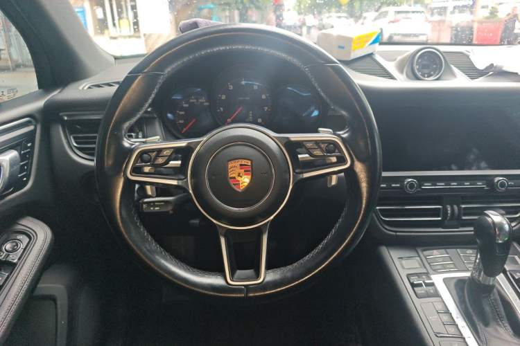 Used Porsche Macan 2018 Macan 2.0T Steering Wheel