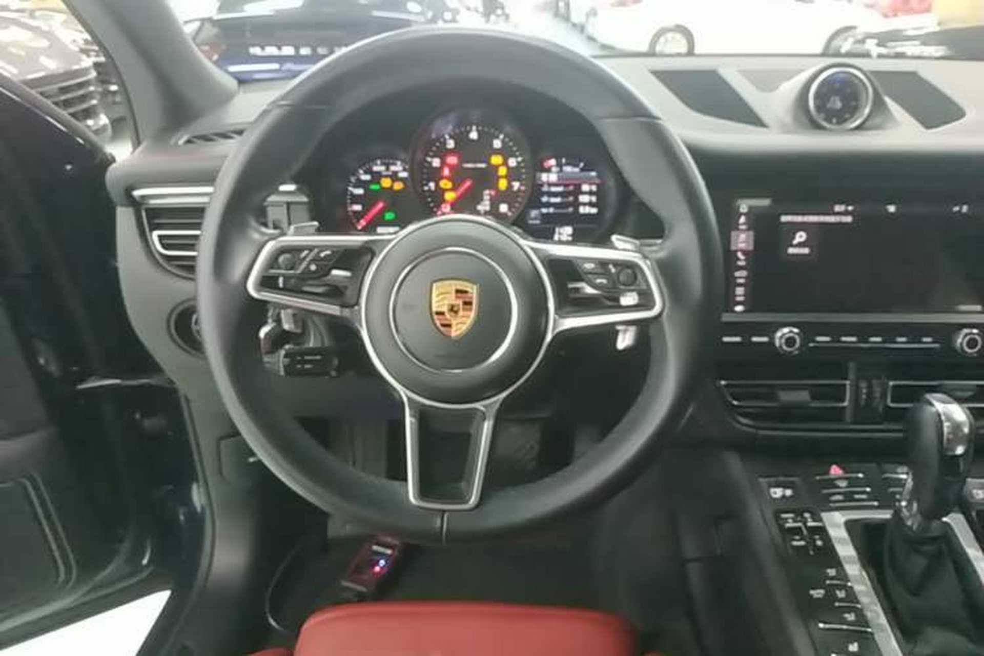 Used Porsche Macan 2018 Macan 2.0T Steering Wheel