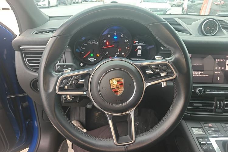 Used Porsche Macan 2018 Macan 2.0T Steering Wheel