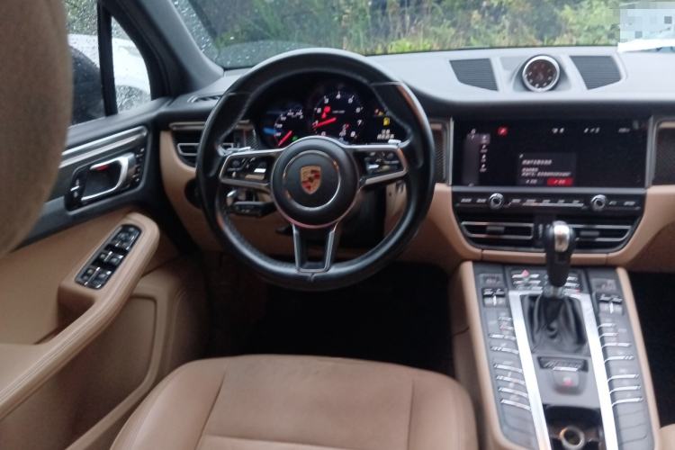 Used Porsche Macan 2018 Macan 2.0T Steering Wheel