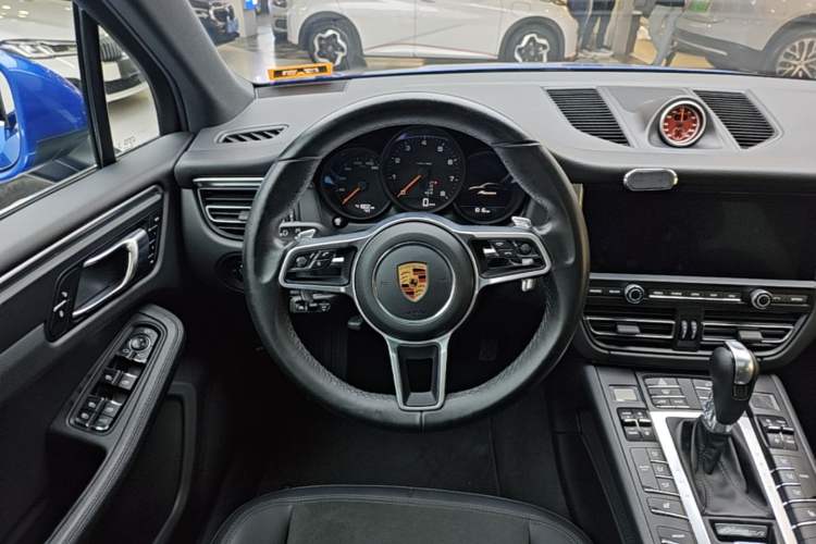 Used Porsche Macan 2018 Macan 2.0T Steering Wheel
