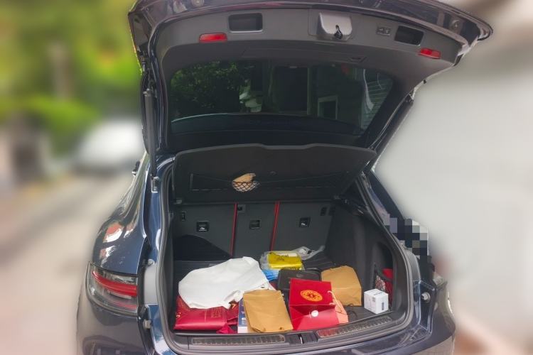 Used Porsche Macan 2018 Macan 2.0T Trunk