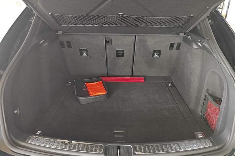 Used Porsche Macan 2018 Macan 2.0T Trunk