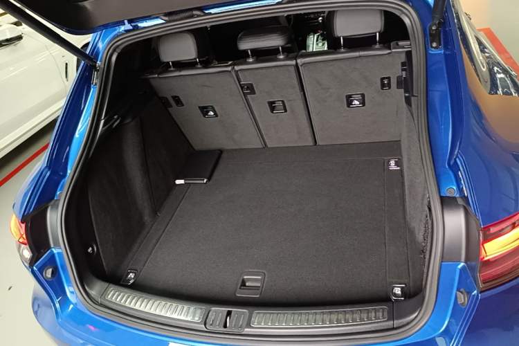 Used Porsche Macan 2018 Macan 2.0T Trunk