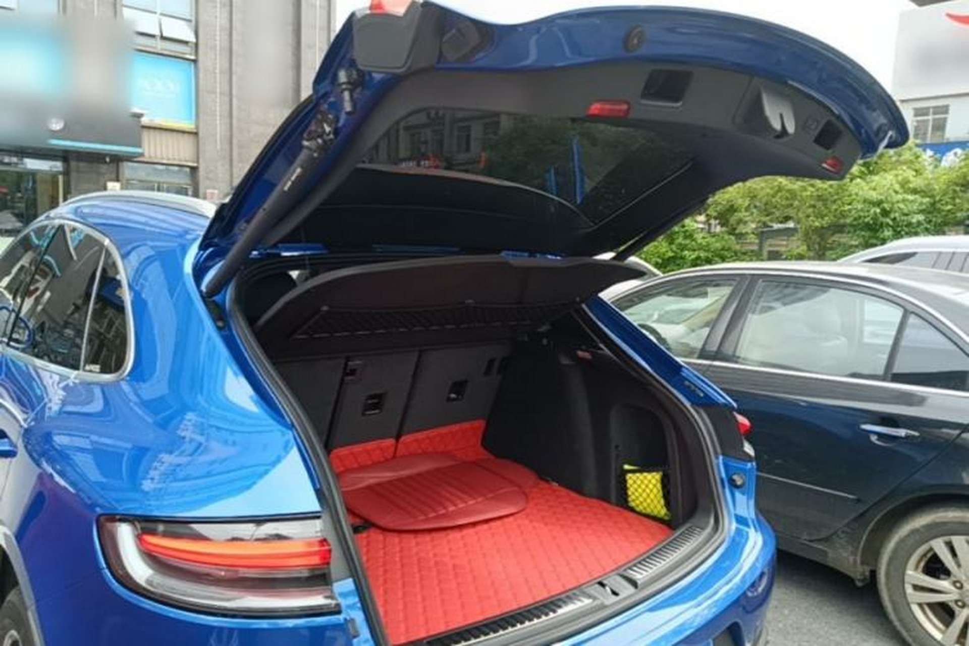Used Porsche Macan 2018 Macan 2.0T Trunk