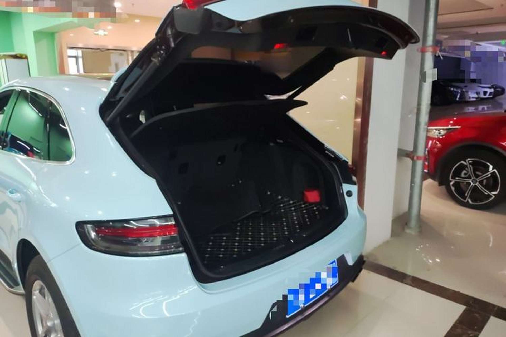 Used Porsche Macan 2018 Macan 2.0T Trunk