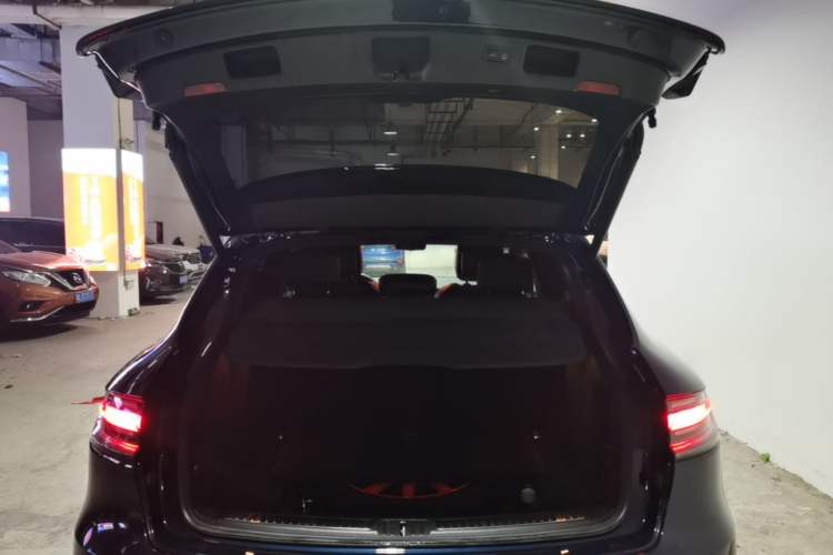 Used Porsche Macan 2018 Macan 2.0T Trunk
