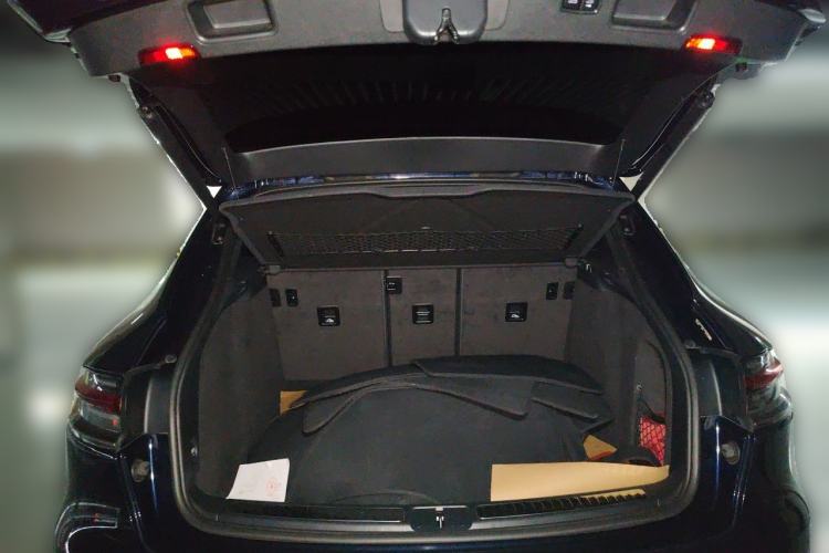 Used Porsche Macan 2018 Macan 2.0T Trunk