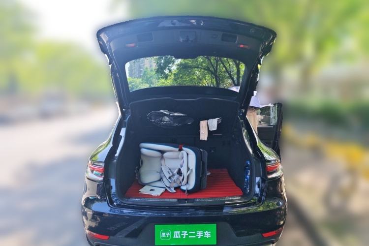 Used Porsche Macan 2018 Macan 2.0T Trunk