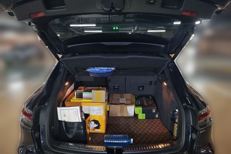 Used Porsche Macan 2018 Macan 2.0T Trunk