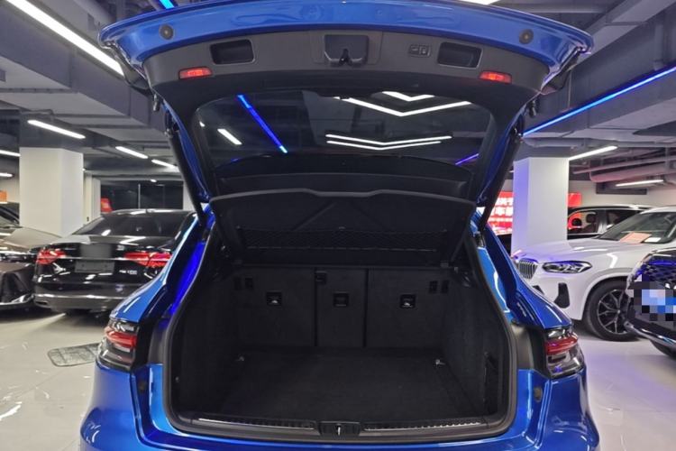 Used Porsche Macan 2018 Macan 2.0T Trunk