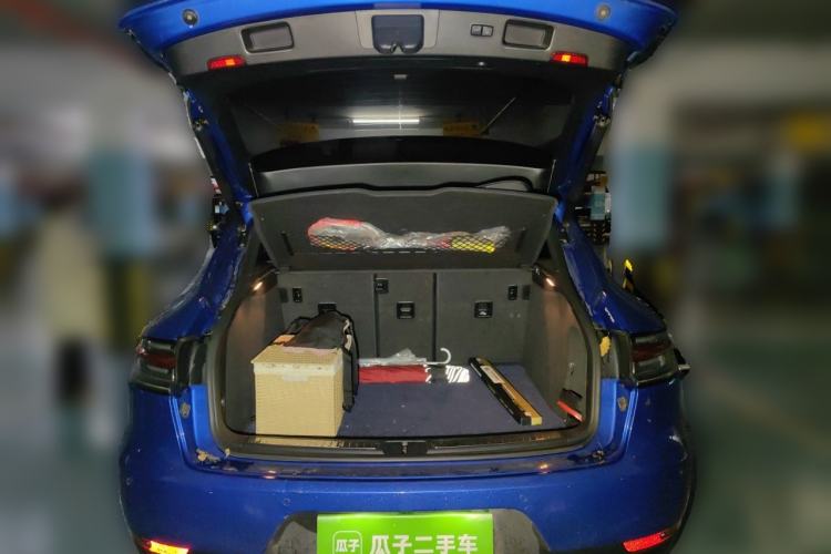 Used Porsche Macan 2018 Macan 2.0T Trunk