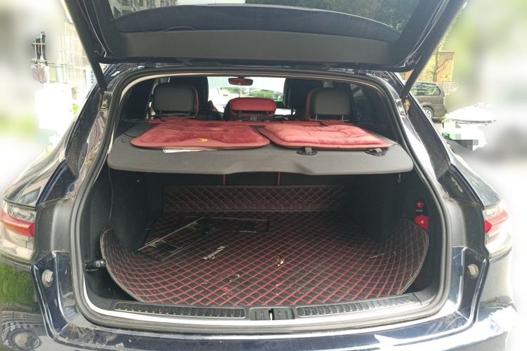 Used Porsche Macan 2018 Macan 2.0T Trunk