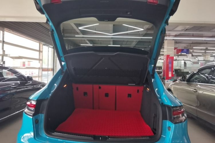 Used Porsche Macan 2018 Macan 2.0T Trunk