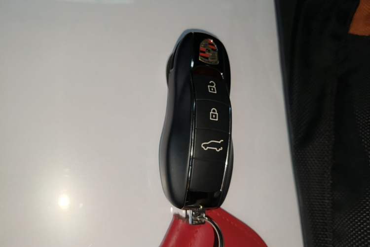 Used Porsche Macan 2018 Macan 2.0T Vehicle Key