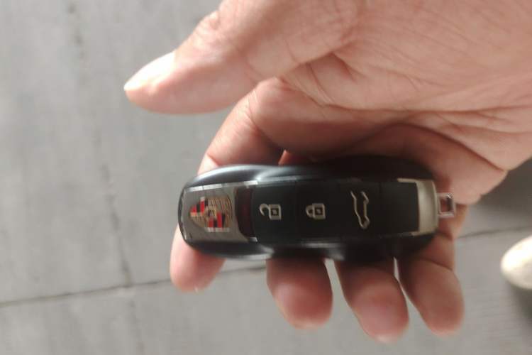 Used Porsche Macan 2018 Macan 2.0T Vehicle Key