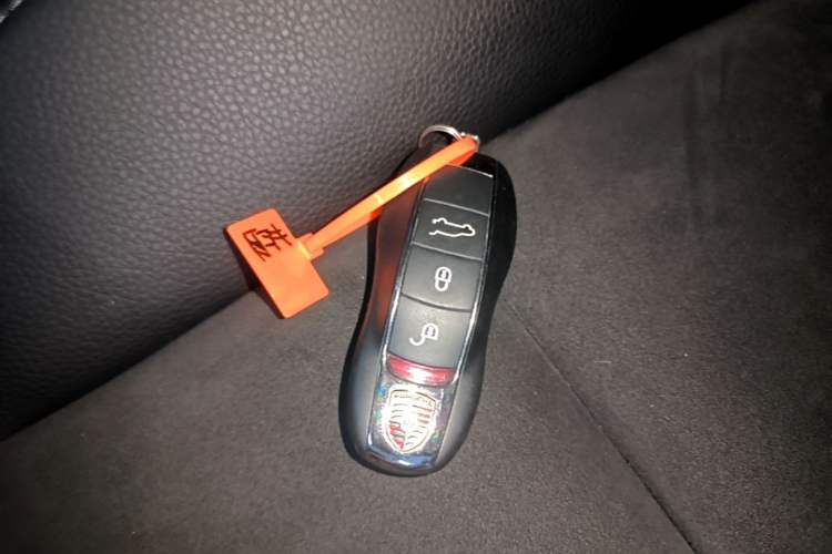 Used Porsche Macan 2018 Macan 2.0T Vehicle Key