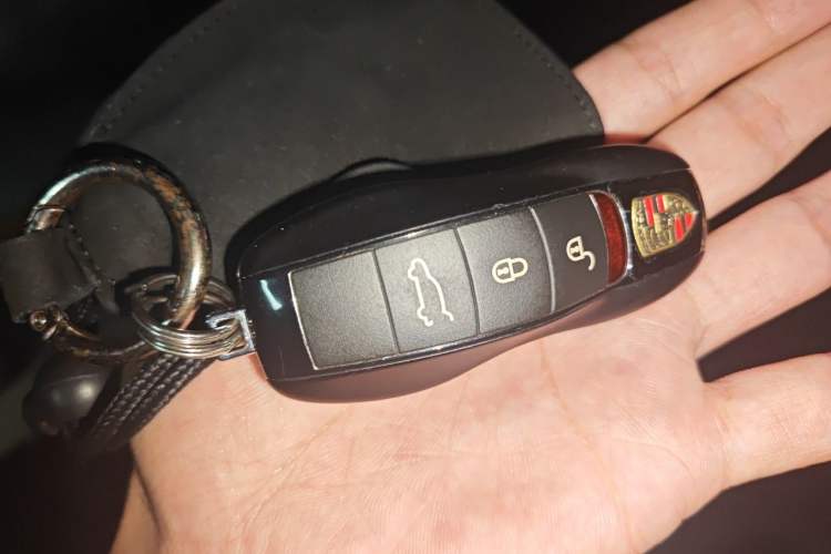 Used Porsche Macan 2018 Macan 2.0T Vehicle Key