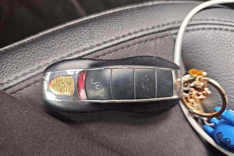 Used Porsche Macan 2018 Macan 2.0T Vehicle Key