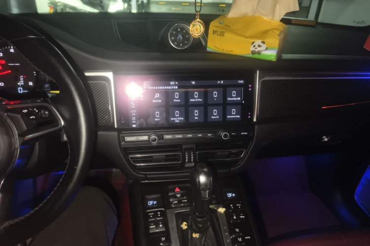 Used Porsche Macan 2018 Macan 2.0T Audio And AC Panel
