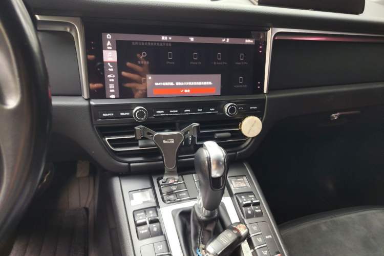 Used Porsche Macan 2018 Macan 2.0T Audio And AC Panel