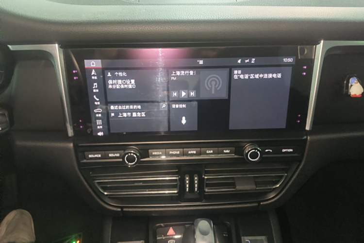 Used Porsche Macan 2018 Macan 2.0T Audio And AC Panel