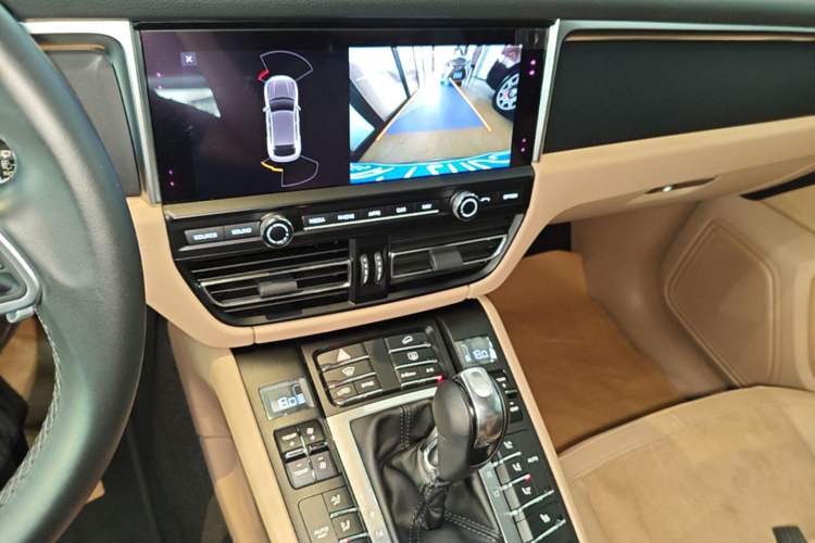Used Porsche Macan 2018 Macan 2.0T Audio And AC Panel