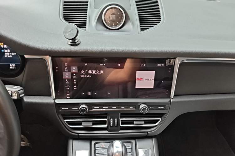 Used Porsche Macan 2018 Macan 2.0T Audio And AC Panel