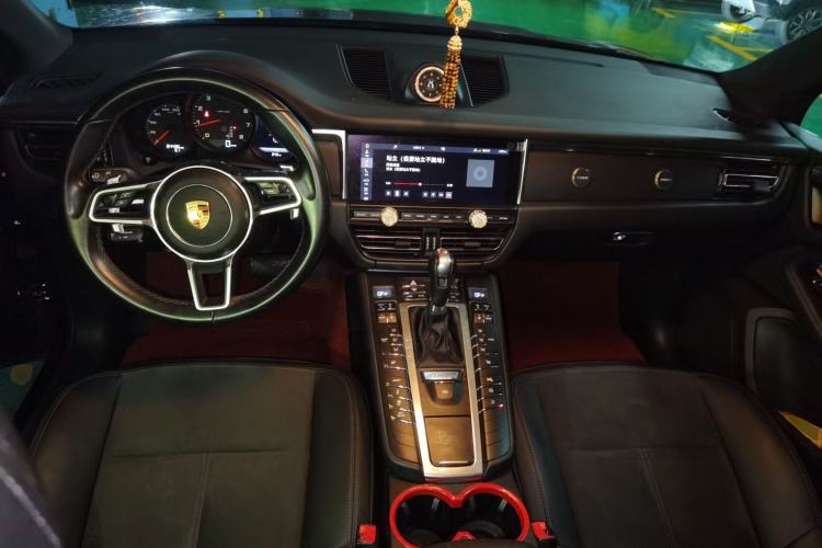 Used Porsche Macan 2018 Macan 2.0T Center Console