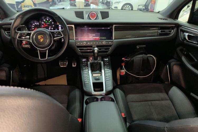 Used Porsche Macan 2018 Macan 2.0T Center Console