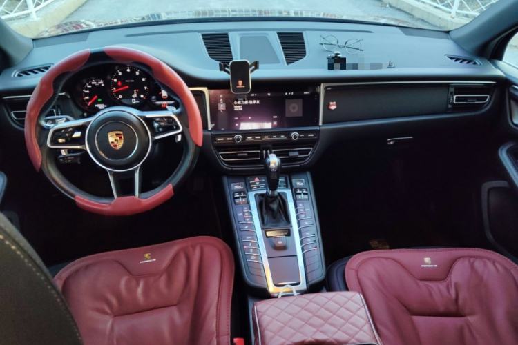 Used Porsche Macan 2018 Macan 2.0T Center Console