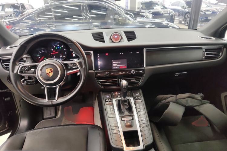 Used Porsche Macan 2018 Macan 2.0T Center Console
