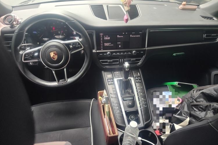 Used Porsche Macan 2018 Macan 2.0T Center Console